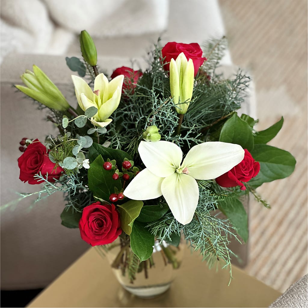 Glittering Lights Bouquet –  Floral Creations, Mcadoo PA