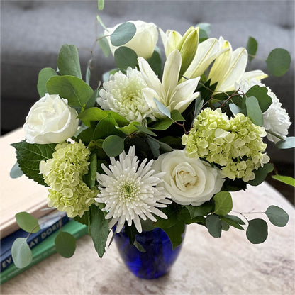 Snowy Dreams Bouquet –  Floral Creations, Mcadoo PA