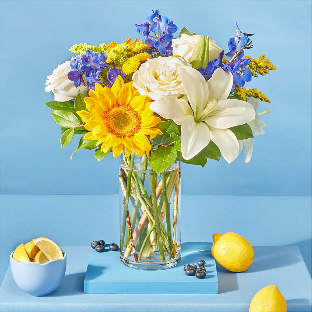 Stargazing Bouquet –  Floral Creations, Mcadoo PA
